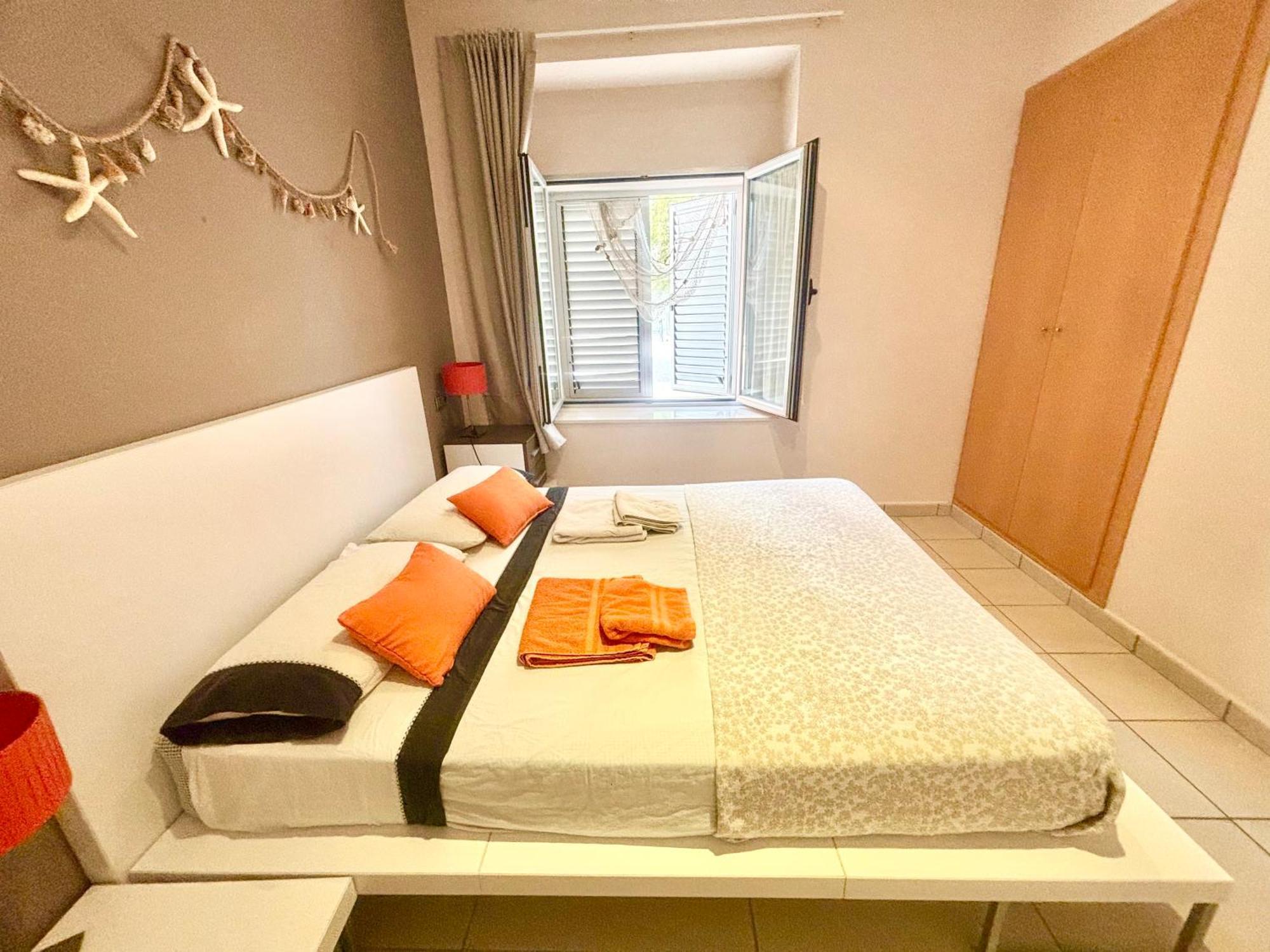 Increible Casa Frente Al Mar , Planta Baja Apartment Torredembarra Bagian luar foto